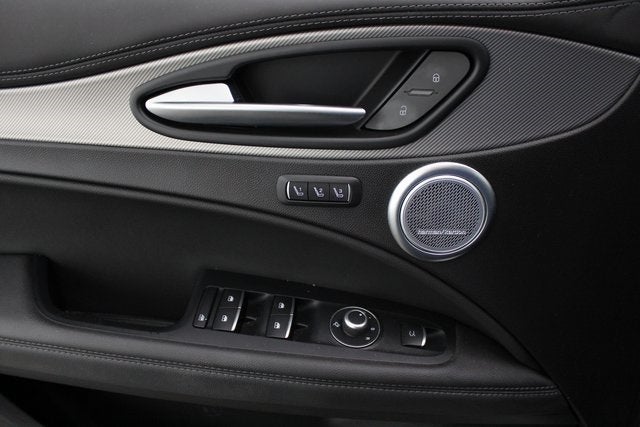 2024 Alfa Romeo Stelvio Veloce